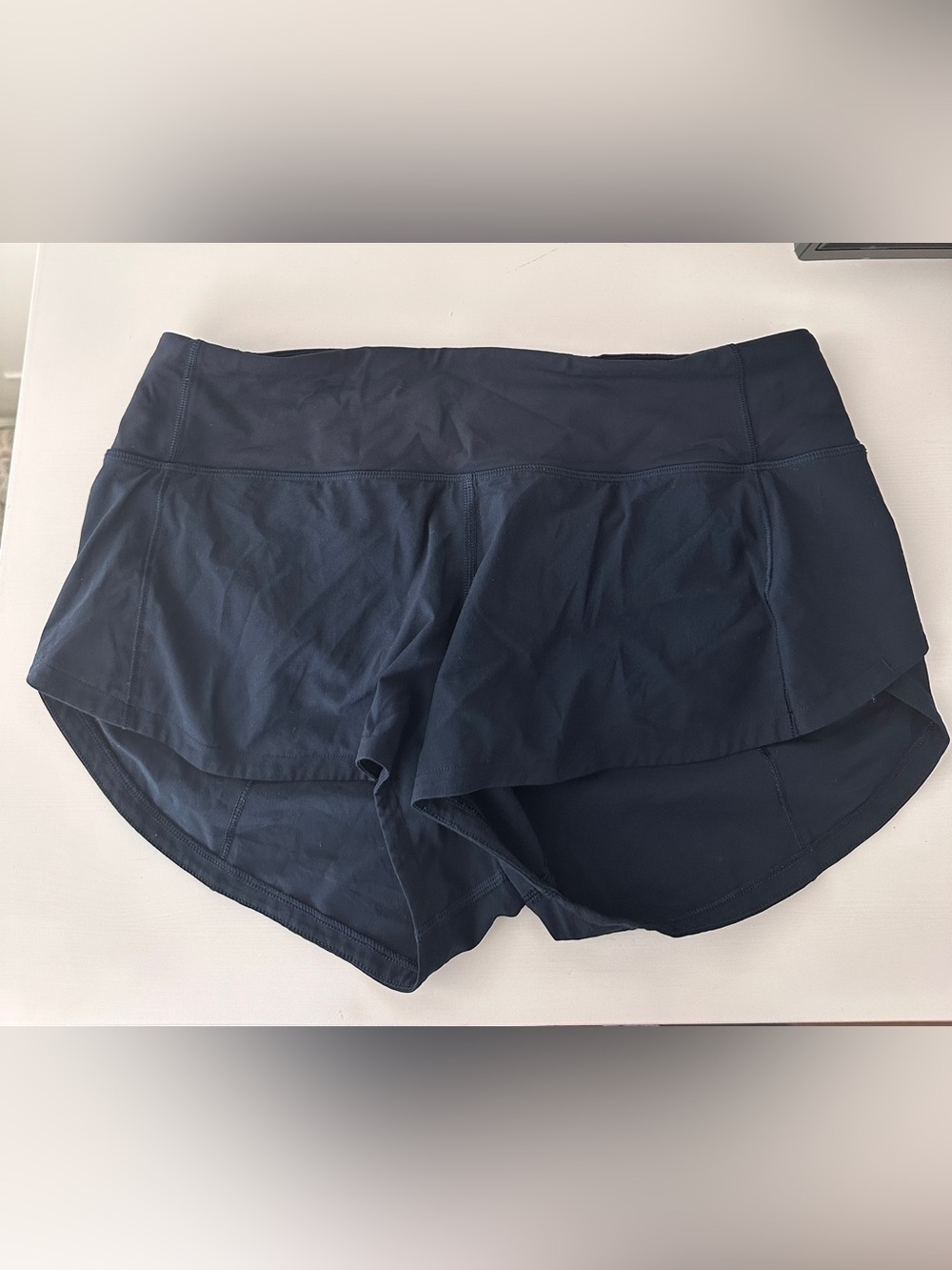 Lululemon speed up 2.5 shorts